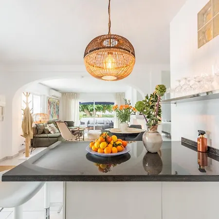 Sol Y Paz, With Amazing Location Apartment Marbella